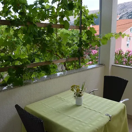 Guest house & Dordic Baska (Krk)