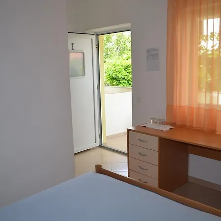 & Dordic 3* Baška